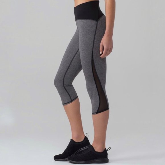 Lululemon | Train Times Crop 17" Heathered Black Size 6 - Picture 2 of 13